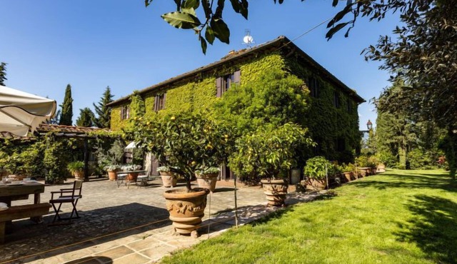 La Torre + Fienile + Casa Prato by Interhome