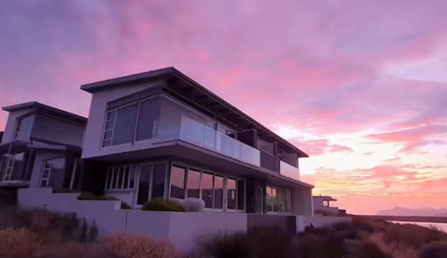 Lagoon House