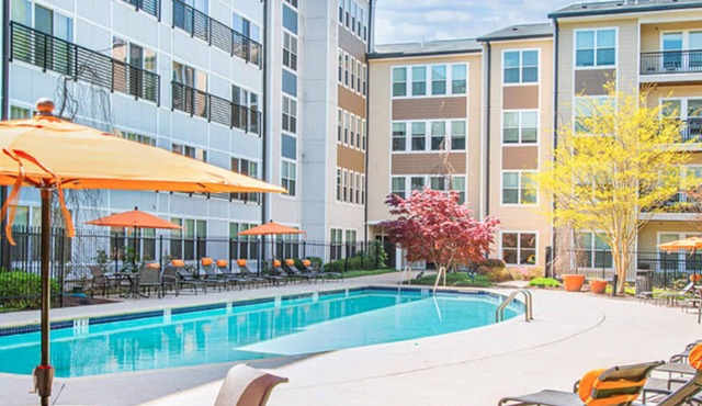 Landing | Beautiful 1BD, Courtyard, Clubhouse
