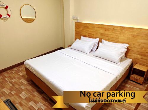 latitude 13 Room & breakfast