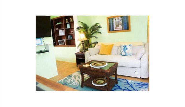 Lavendar Palms - Cozy 1-BR studio near Christiansted w/AC, views of N & S shores