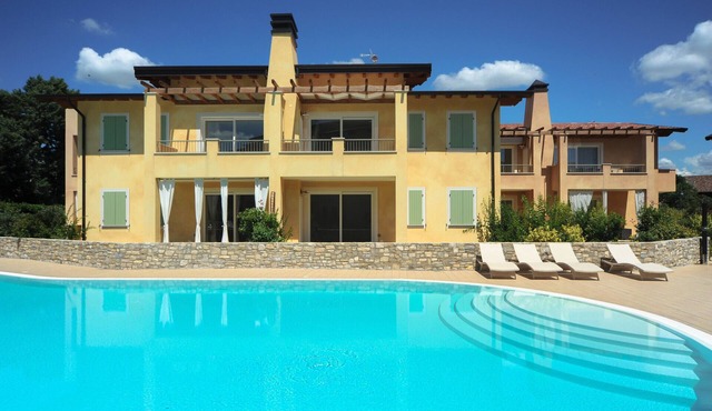 Le Corti Caterina B2 Apartment by Wonderful Italy