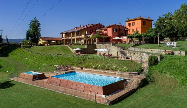 Le Fornaci - Apartment with pool
