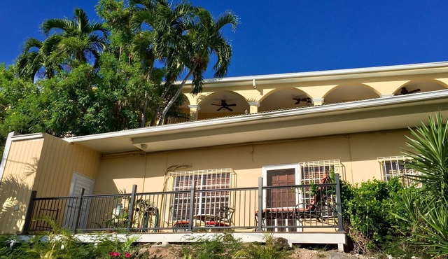 LG 1 Bdrm Apt with access to Resort across the street