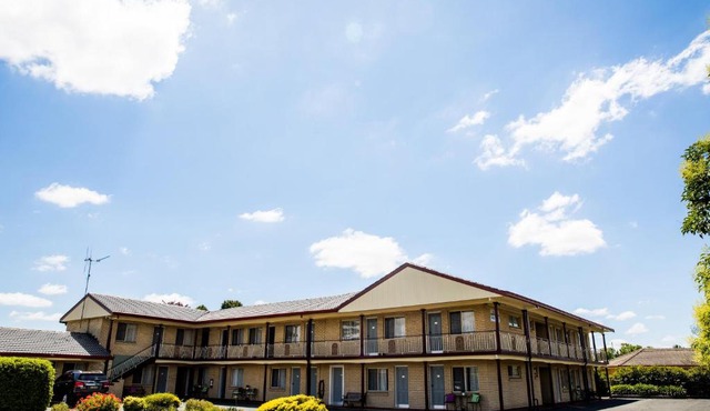 Lilac City Motor Inn