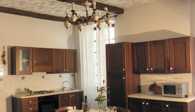 Living in an ancient village 15 minutes from the splendid Ligurian Sea