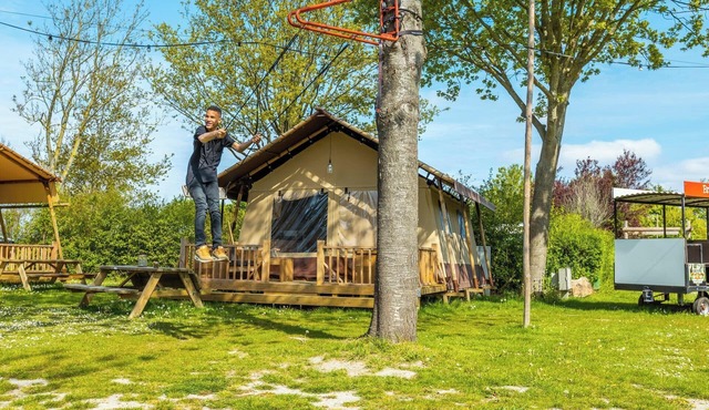 Lodgetent 2