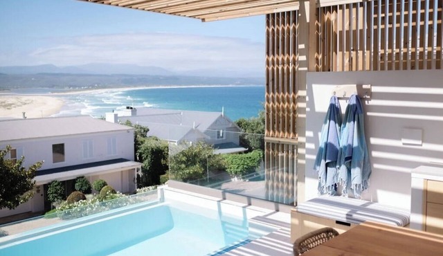 Lookout View | Luxury Villa Steps to Beach