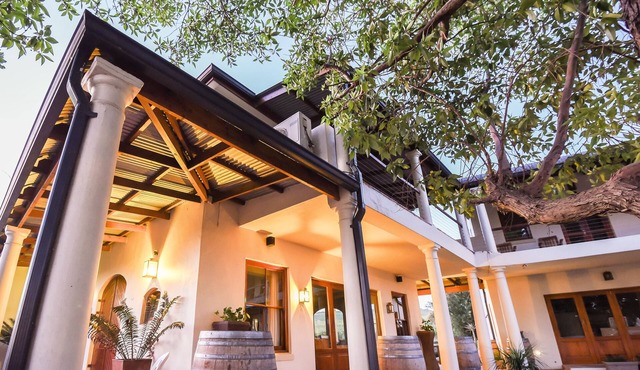 Lovane Boutique Wine Estate & Guesthouse