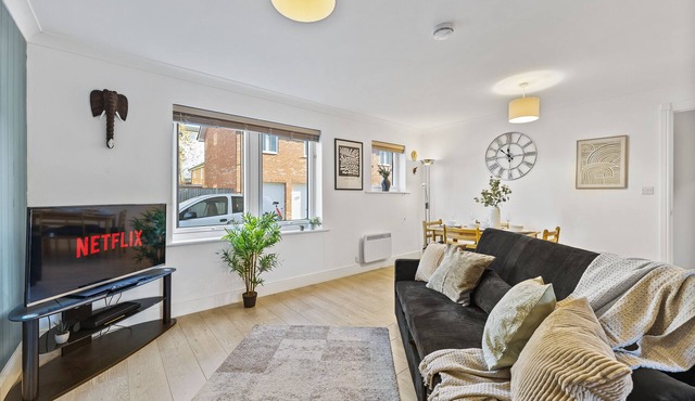 Lovely 2-bedroom in Warwick