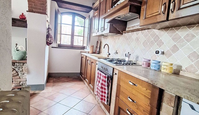 Lovely apartment for 2 people with WIFI and TV