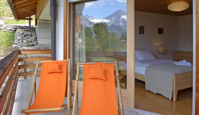 Lovely apartment for 5 people with WIFI, TV and balcony
