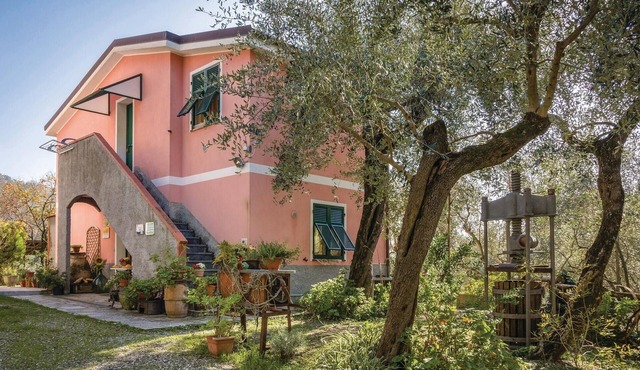 Lovely home in Moneglia GE with WiFi