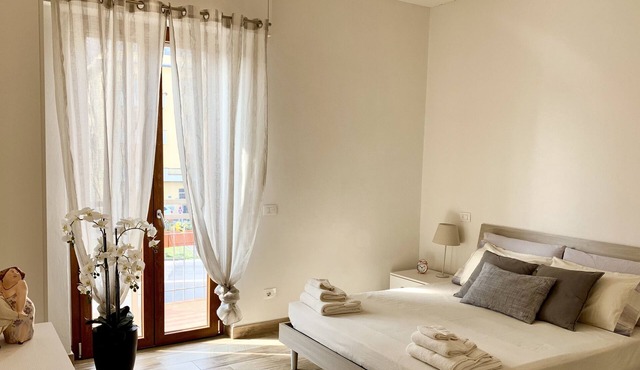 Lovely new studio flat with balcony located between Florence and Chianti area