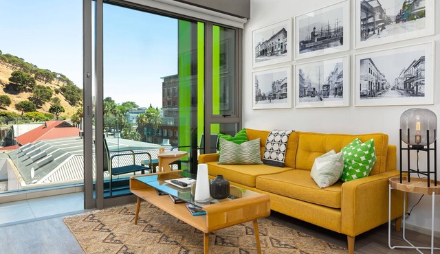 Luxe De Waterkant Apartment | Mountain Views