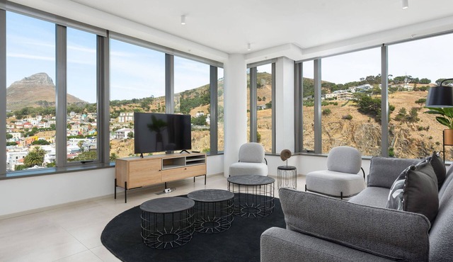 Luxe De Waterkant Apartment | WiFi | Views