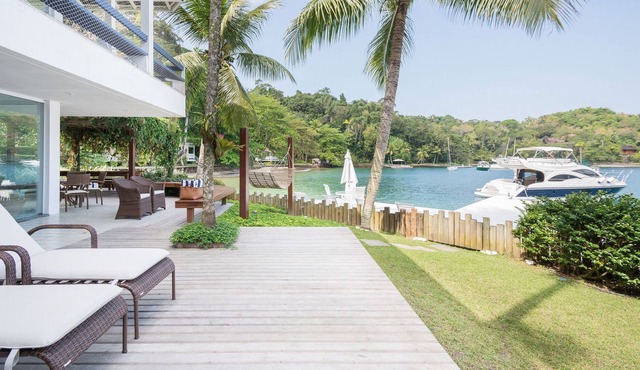LuxoBrasil #AR15 Casa Blanca 07 Bedrooms Angra Vacation Rentals
