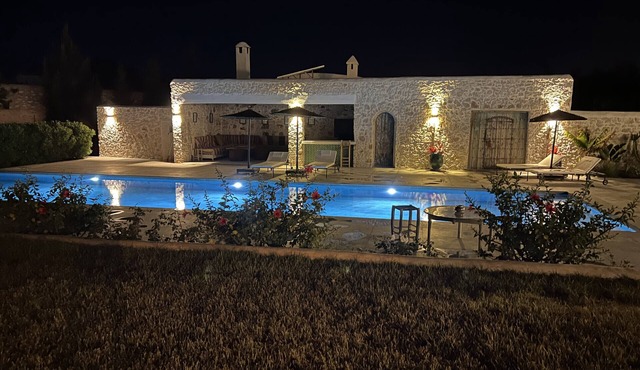 Luxurious air-conditioned villa Les Agaves
