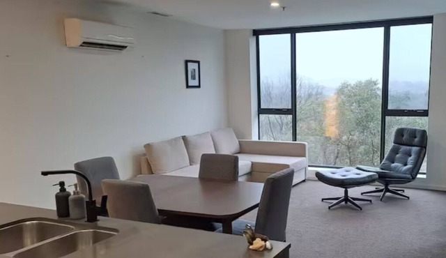 Luxurious Private One Bedroom Apartment, Gungahlin