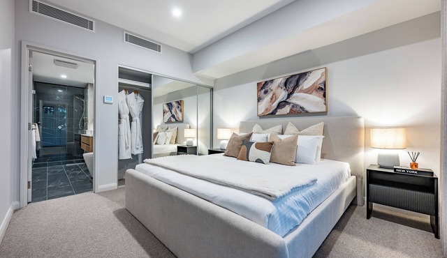 Luxury 3 BR Family-Friendly Retreat | Near Crown & Optus Stadium + Free Parking