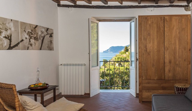 Luxury Apartment Gavone by Arbaspàa in Manarola, with sea view