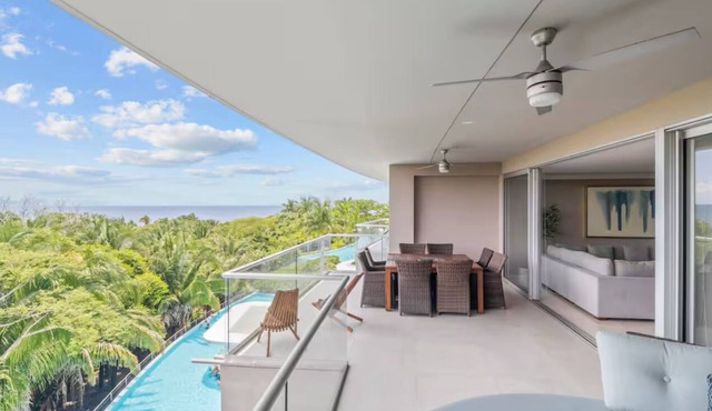Luxury apartment with ocean view!