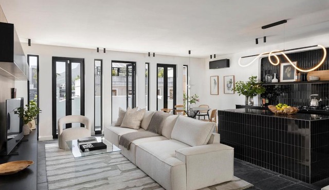 Luxury Chiappini House with 3 bedrooms and 4 bathrooms