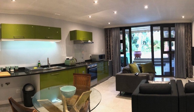 Luxury Executive Apartment Overlooking Beautiful Pool & Garden
