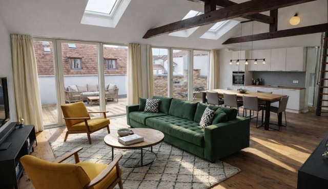 Luxury Two-Bedroom Residence Near Charles Bridge