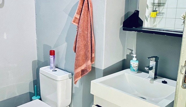 Maboneng CBD Comforts Your stylish urban hideaway in the heart of Maboneng!