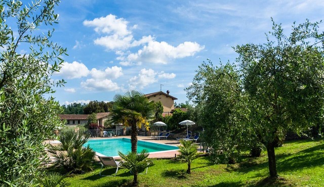 Mansion in Perugia with Pool & Sauna
