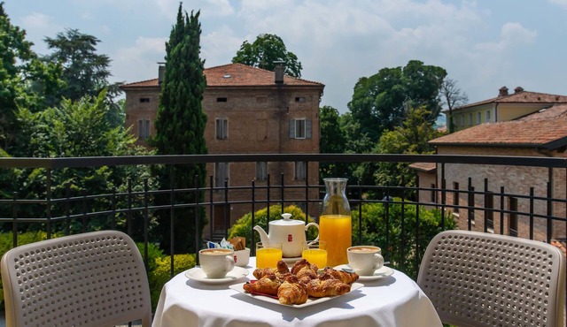 Maranello Palace
