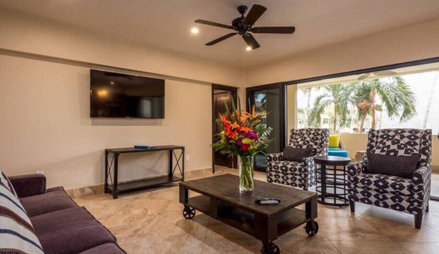 Marina Sol Casa El Torero 4BR Condo Steps to Beach