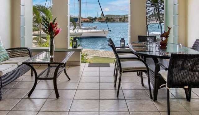 Marina-view 3BR condo in Rodney Bay with pool, AC & WiFi, Harbour#7