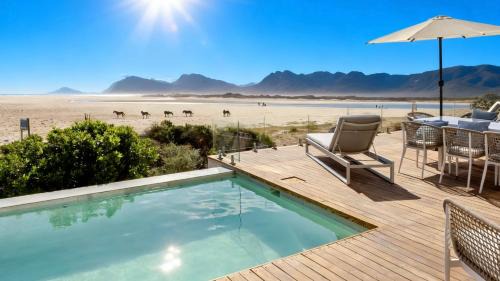 MBIZI lagoon house - Wild Horses & Ocean Views