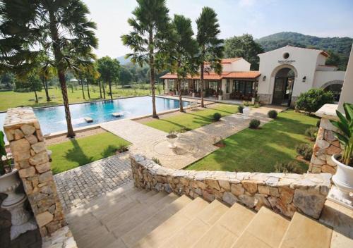 Mela Garden Retreat Cottage
