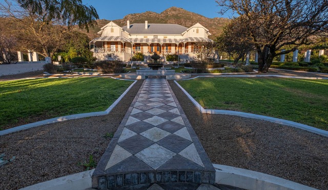 Merindol Manor