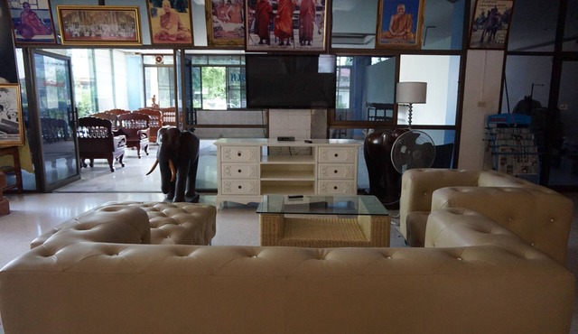 Metro Residence