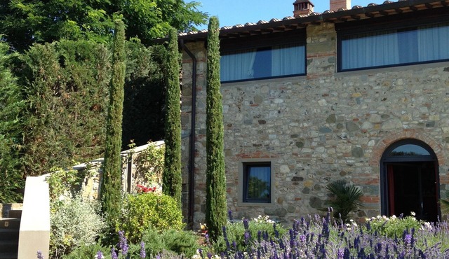 Mhateria Relais