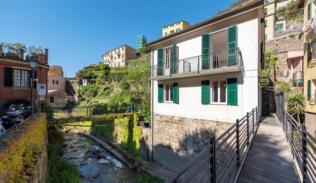 Middle Apartment Vernazza, Vernazza, Italy