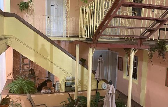Midtown Guest House