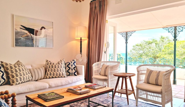 'Milkwood Cottage', Charming 3 bedroom Beachfront Home with private pool