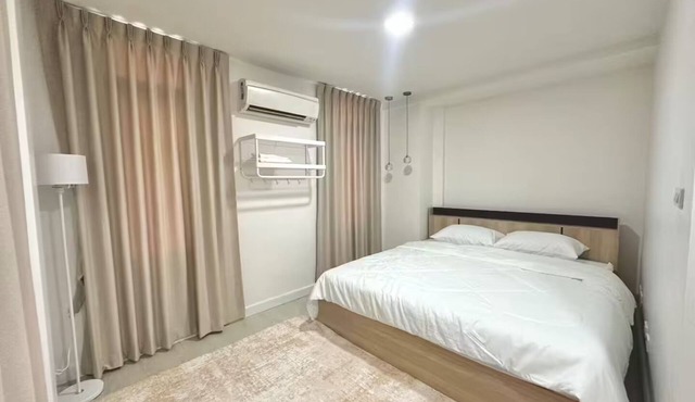 Minimal style Don Mueang house near the airport