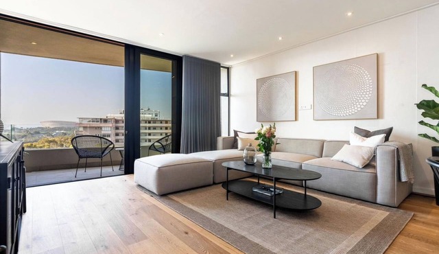 Modern 1 Bedroom in Sea Point