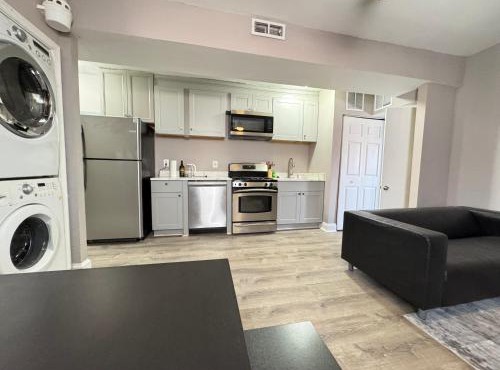 Modern 2BR 1-Block to Public Transit Near Downtown DC