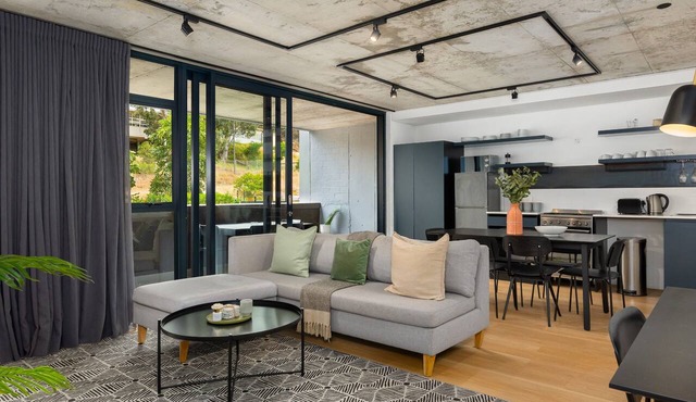 Modern 3-Bedroom in the Heart of Bo-Kaap - Netflix