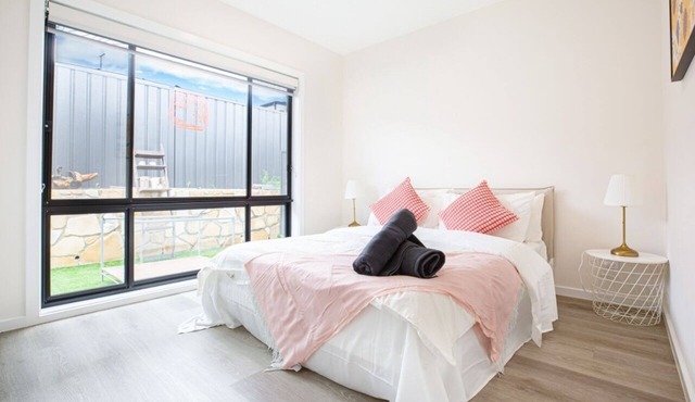 Modern 3B house, pet friendly close nature reserve