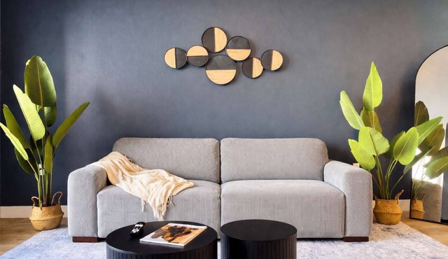 Modern Apartment Near Disneyland w/Pool & Gym