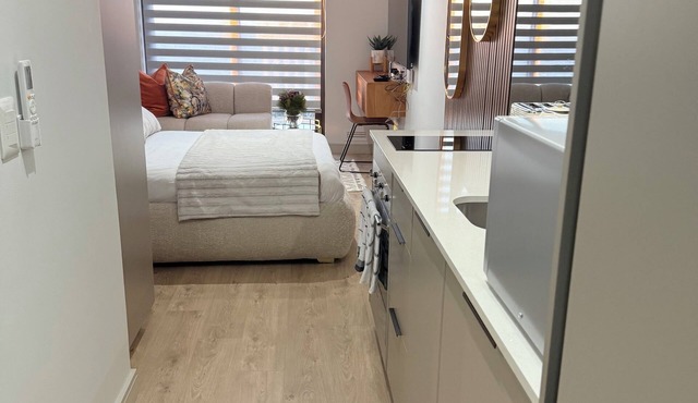 Modern Comfort in the heart of Rosebank