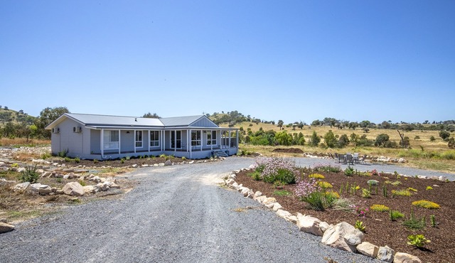 Modern home in a tranquil country setting
